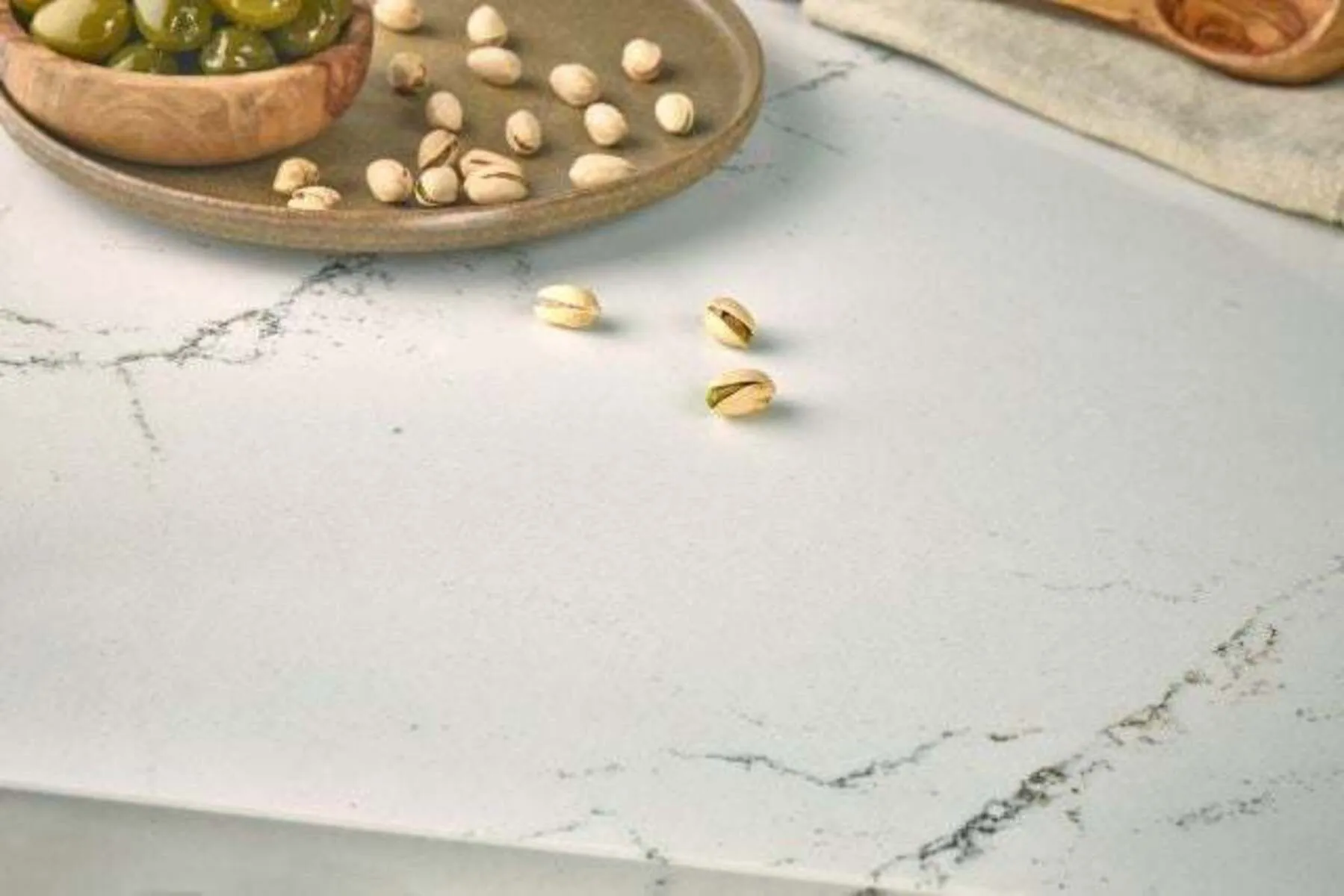 Additional image of Cambria Hawksmoore White Quartz countertops