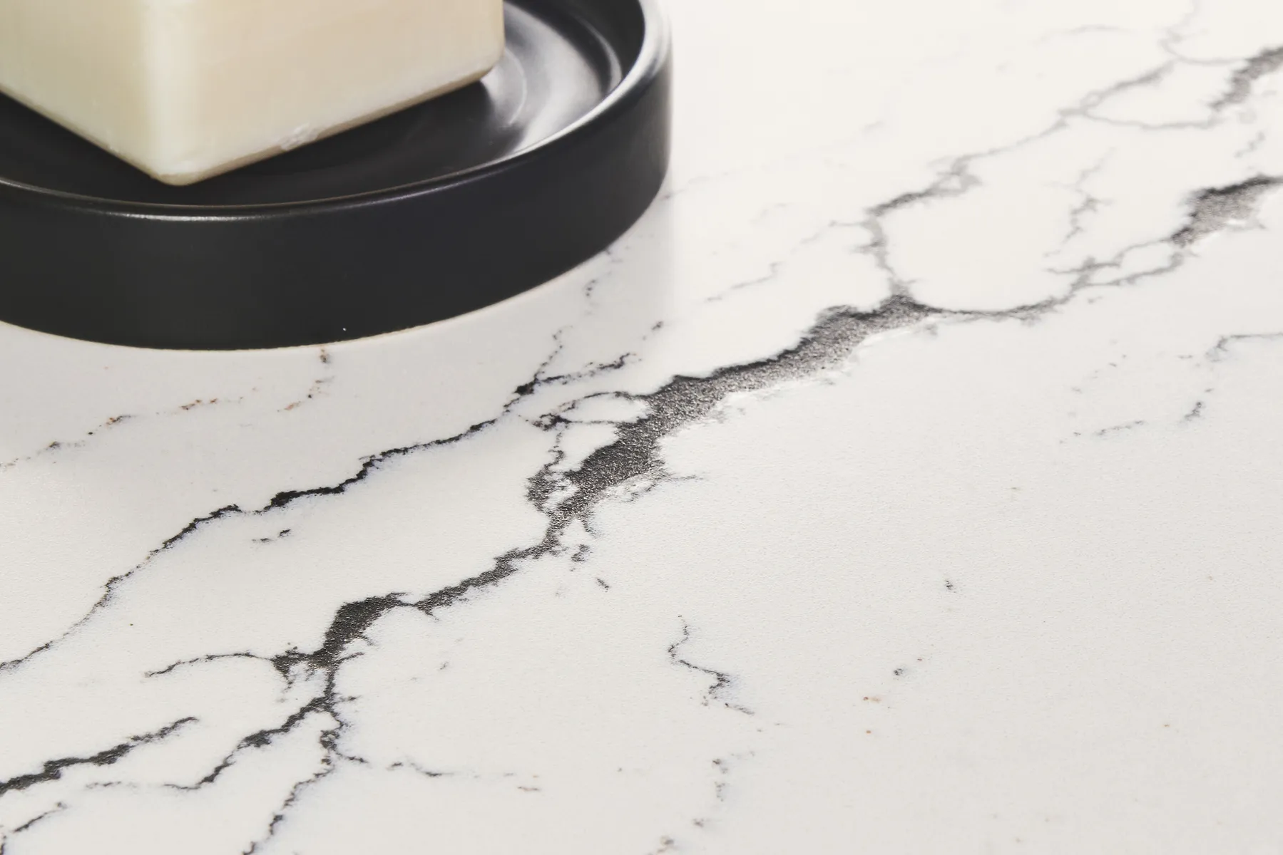 Image of installed Cambria Inverness Platinum White Quartz countertops