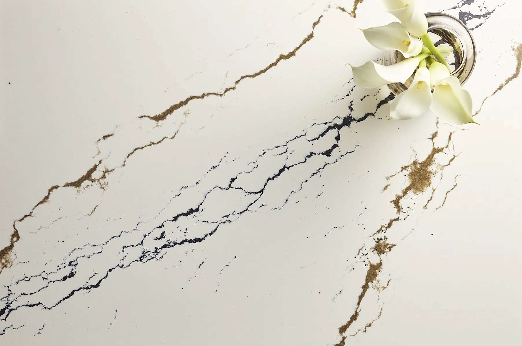 Image of installed Cambria Oakleigh Quartz countertops