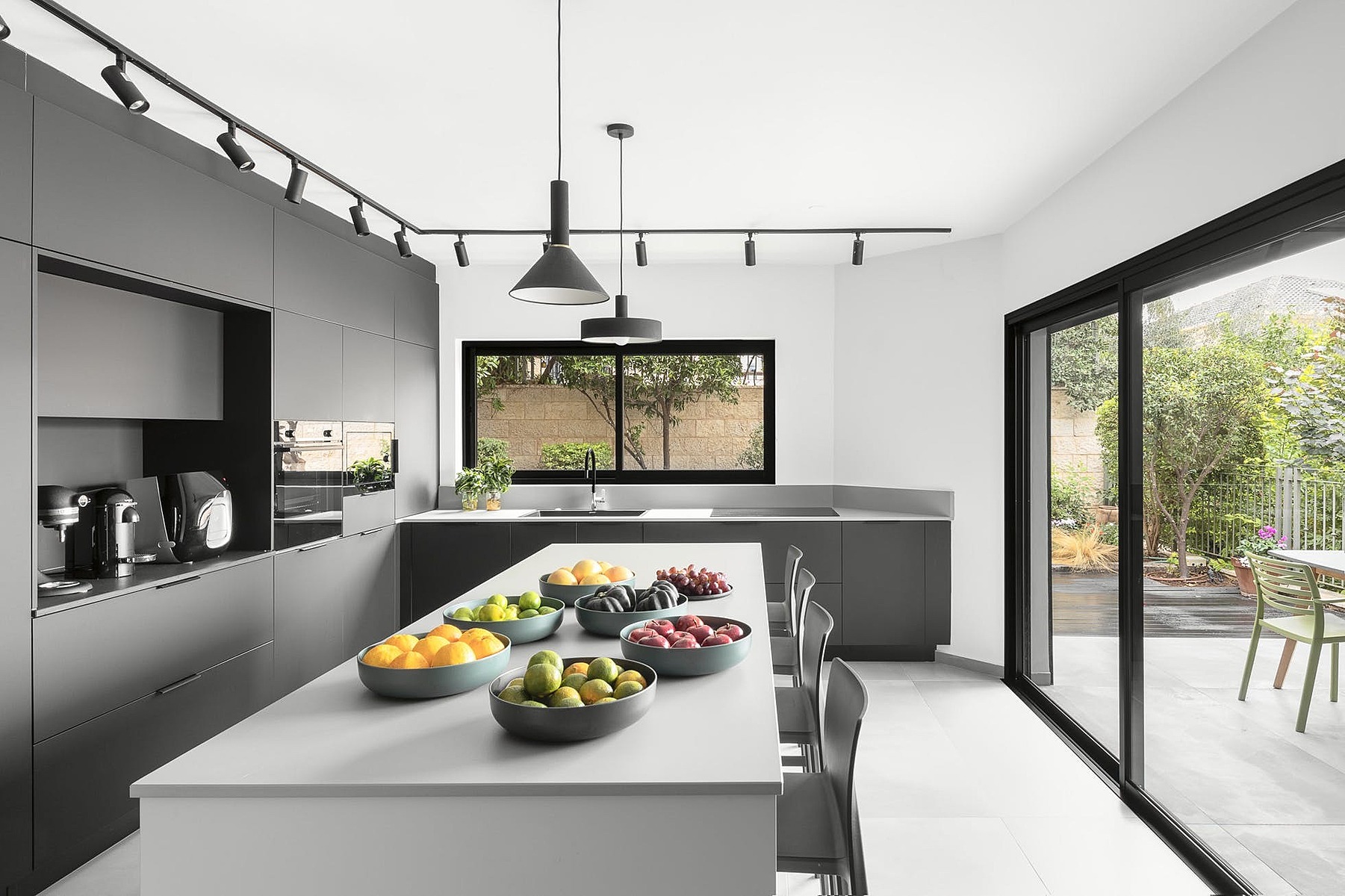 Additional image of Dekton Sirocco Grey Sintered countertops