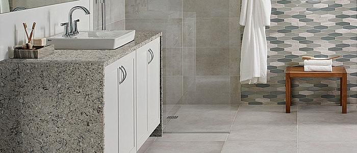 Image of installed Q Quartz Antico Cloud Quartz countertops