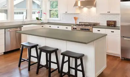 Image of installed Q Quartz Fossil Brown Quartz countertops