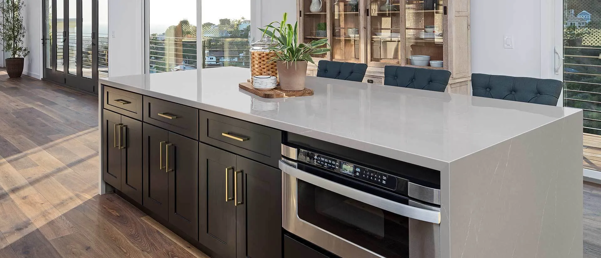 Image of installed Q Quartz Soapstone Mist Quartz countertops