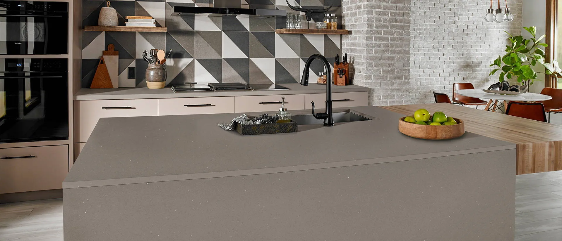 Image of installed Q Quartz Stellar Gray Quartz countertops