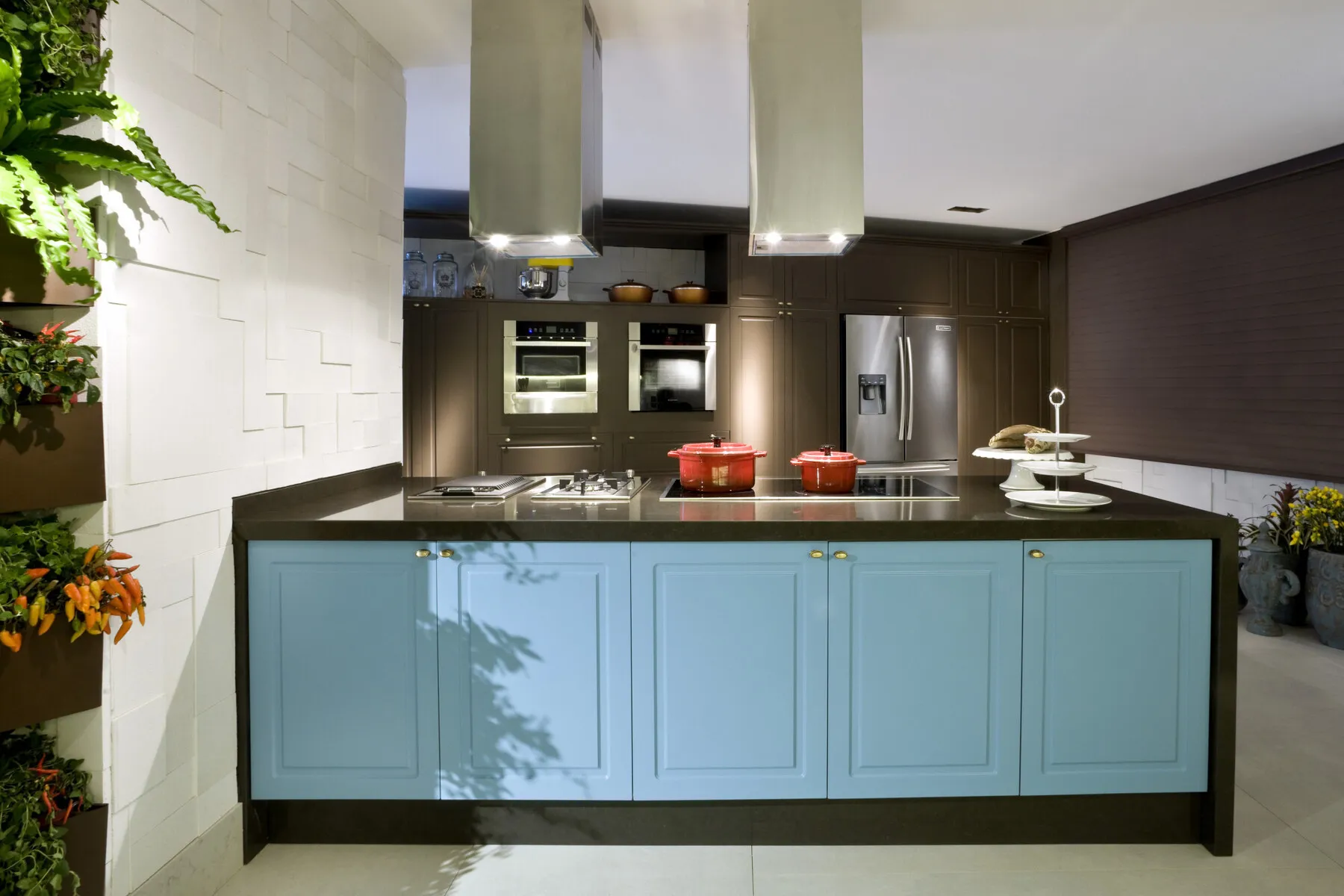 Image of installed Silestone Calypso Grey Quartz countertops