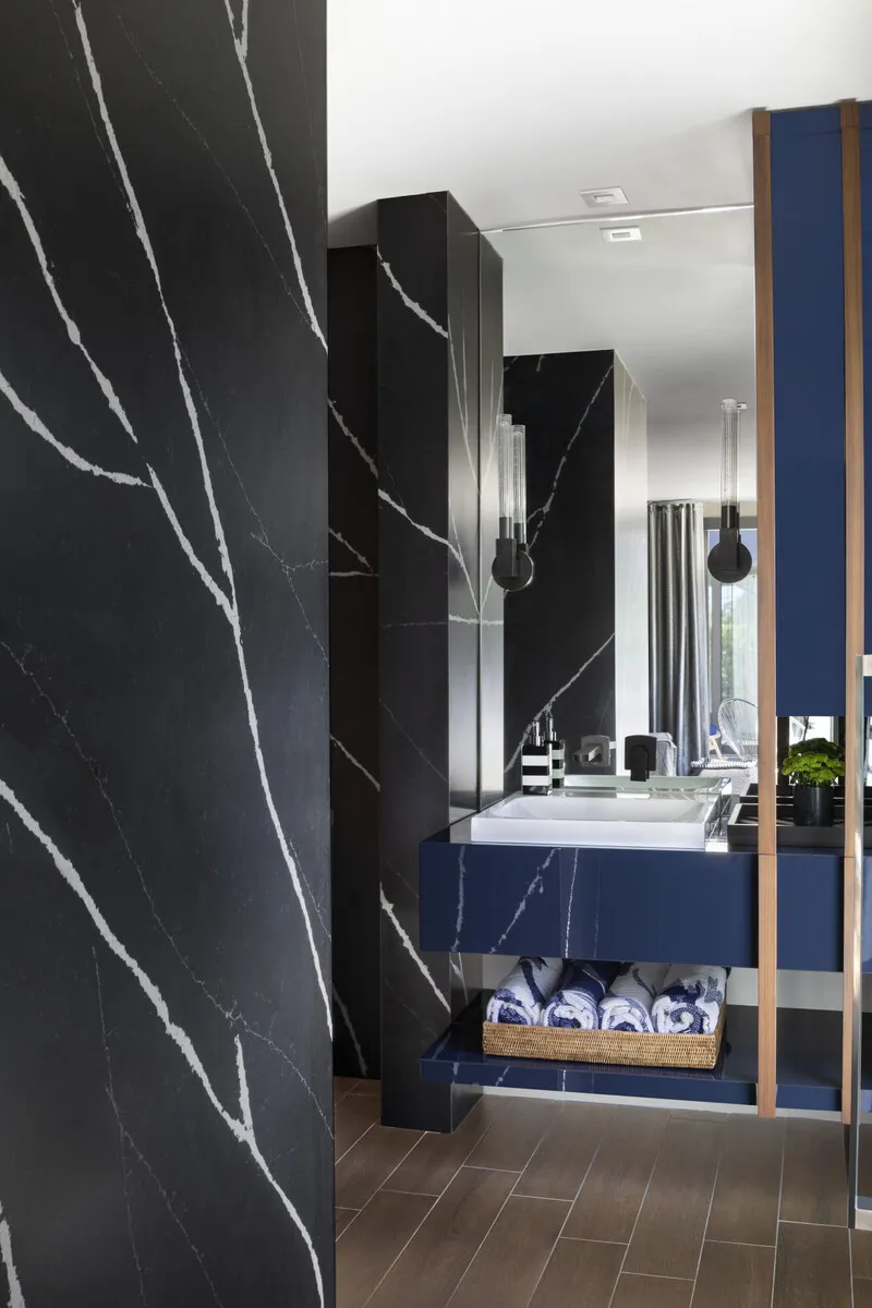 Image of installed Silestone Eternal Marquina Quartz countertops