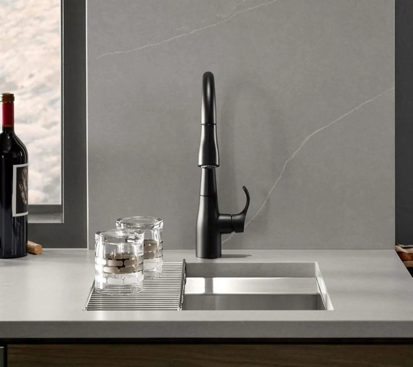 Image of installed Silestone Eternal Serena Quartz countertops