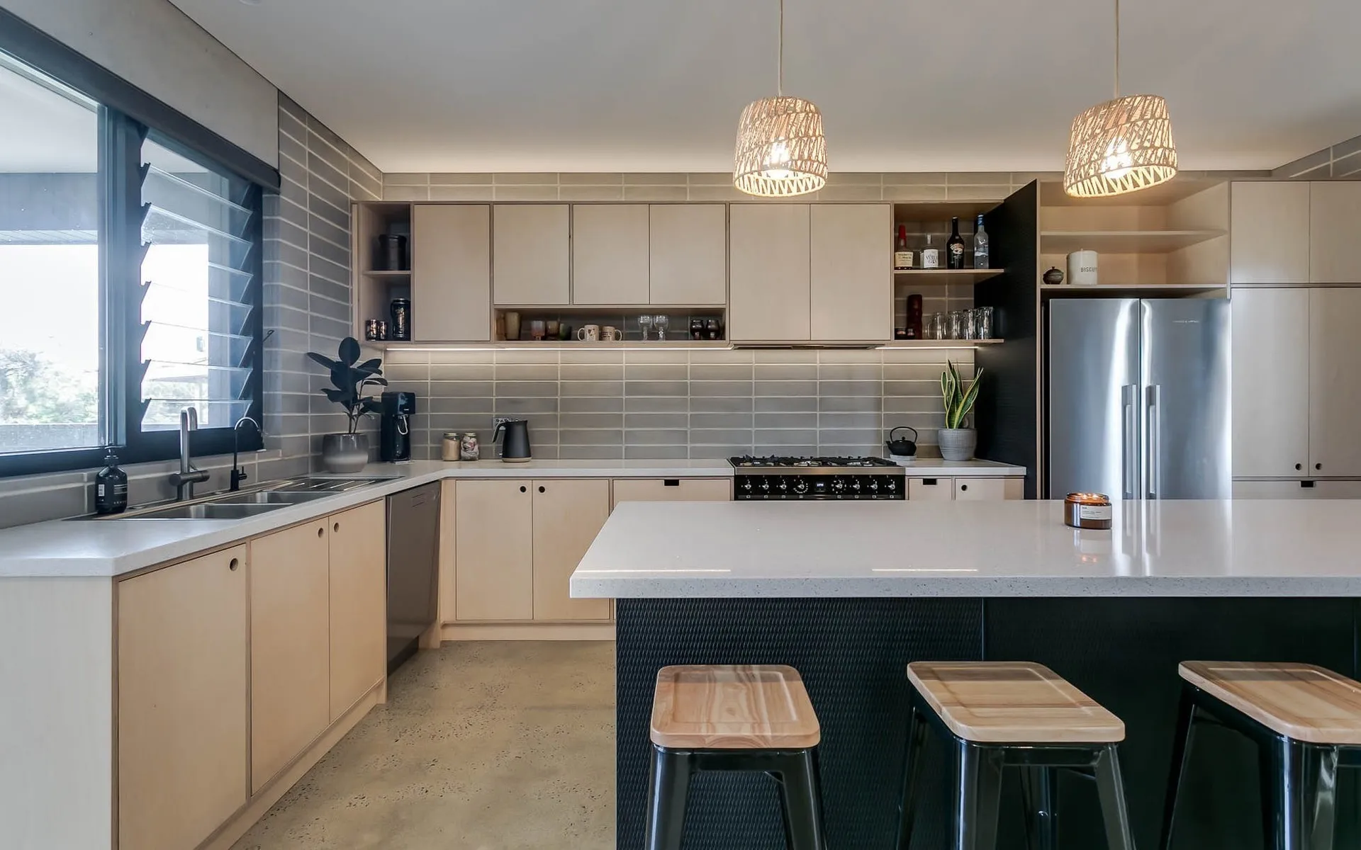 Additional image of Silestone Stellar Snow White Quartz countertops