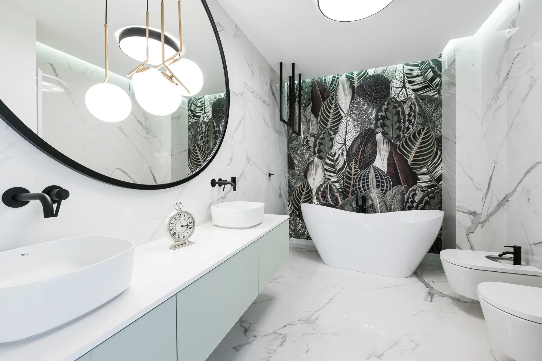 Image of installed Silestone White Zeus Quartz countertops