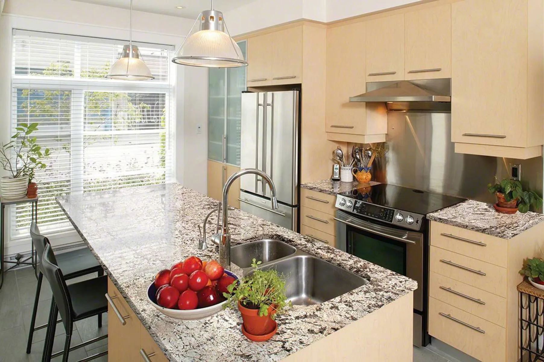 Image of installed Bianco Antico Grey Granite countertops