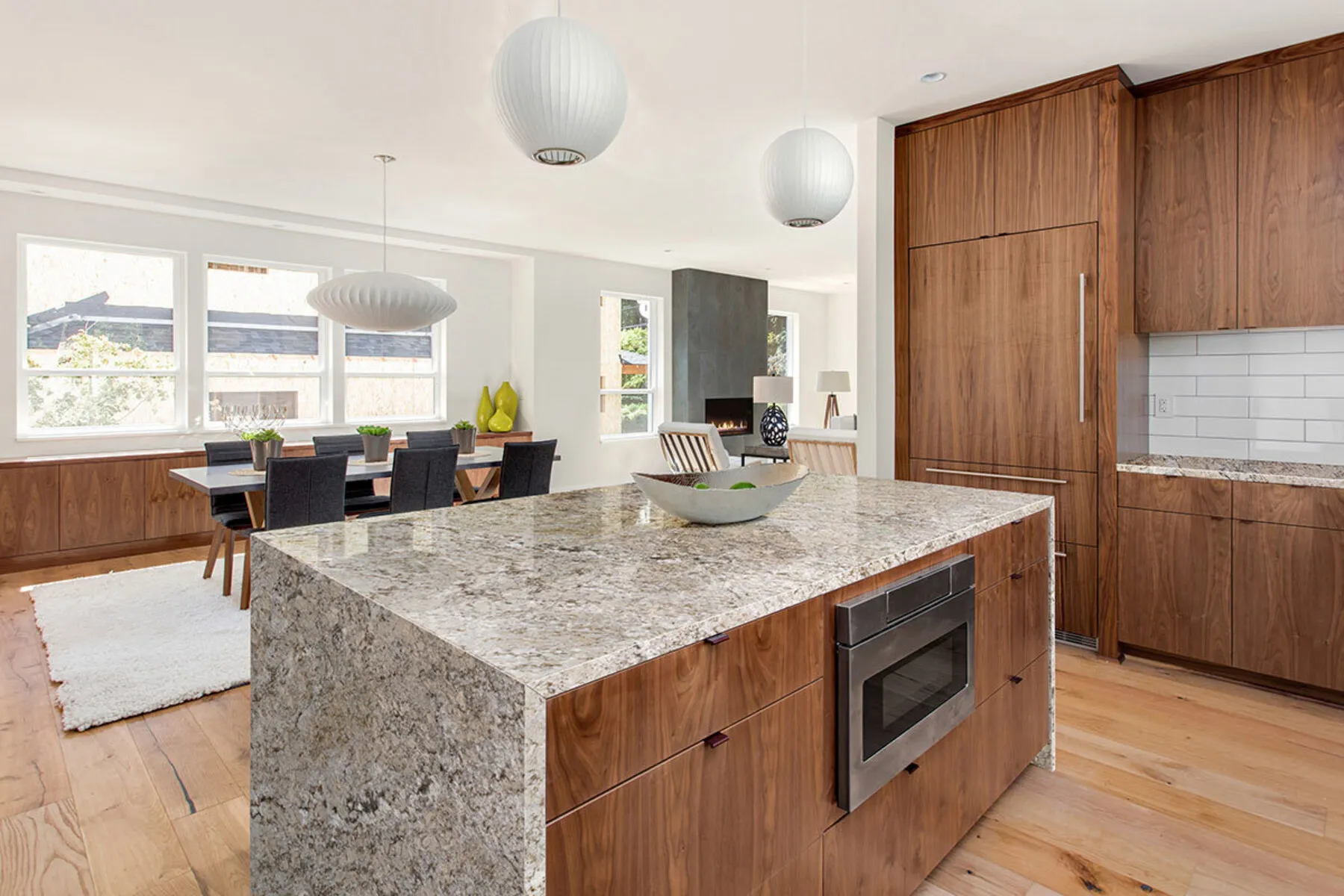Image of installed Makalu Bay Grey Granite countertops