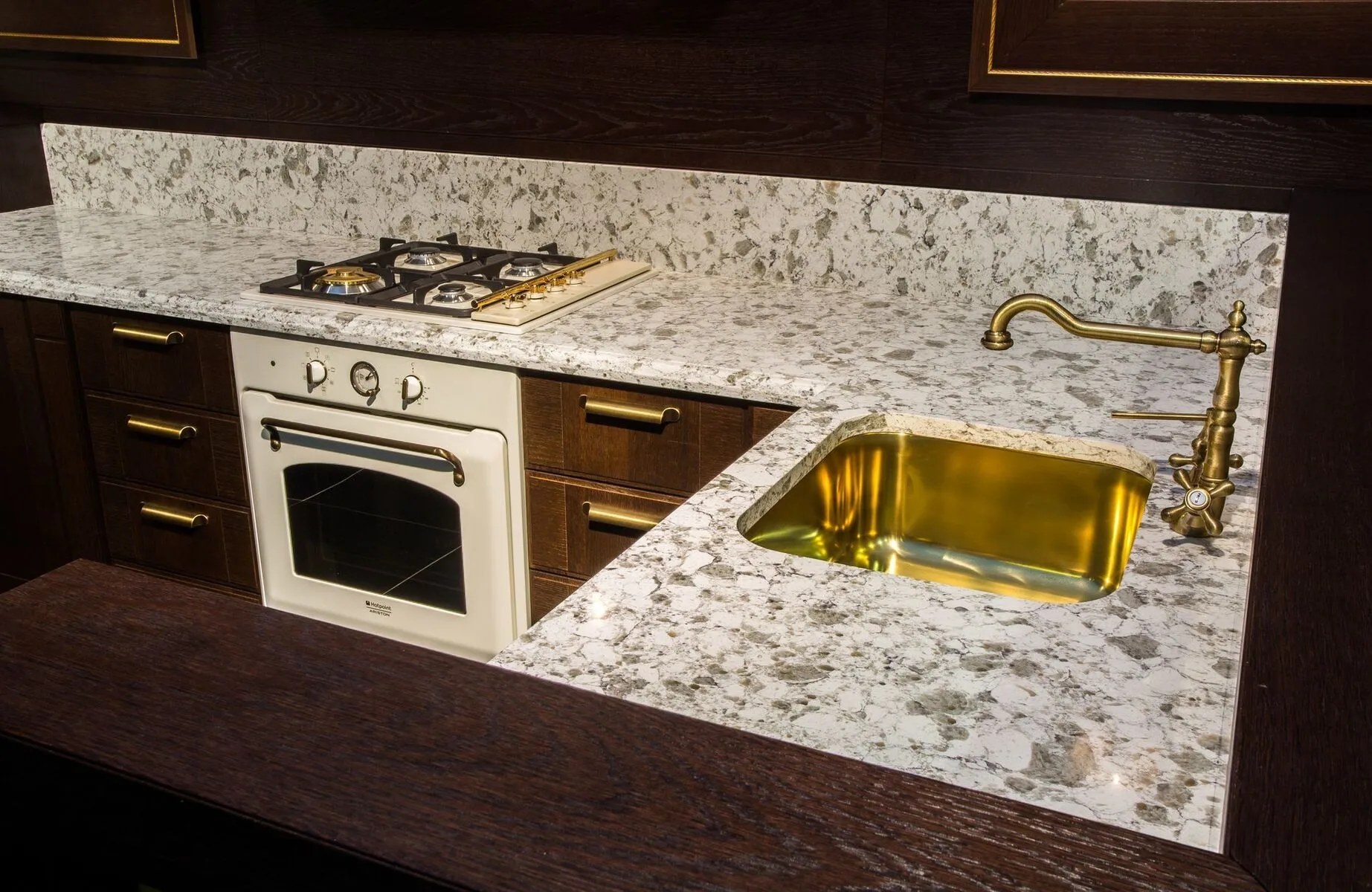 Image of installed Vicostone Alaska White Grey Quartz countertops