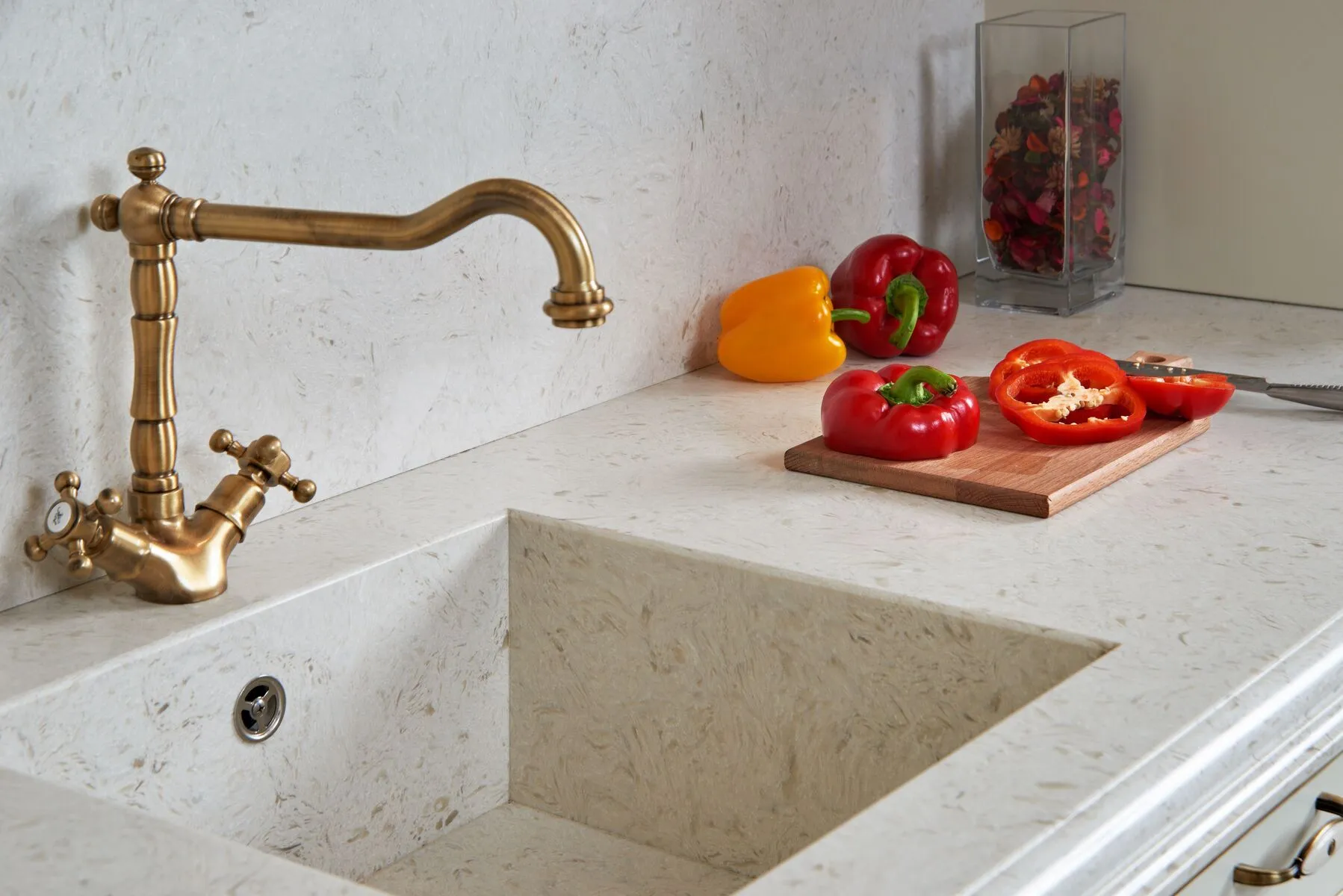 Image of installed Vicostone Akoya White Quartz countertops