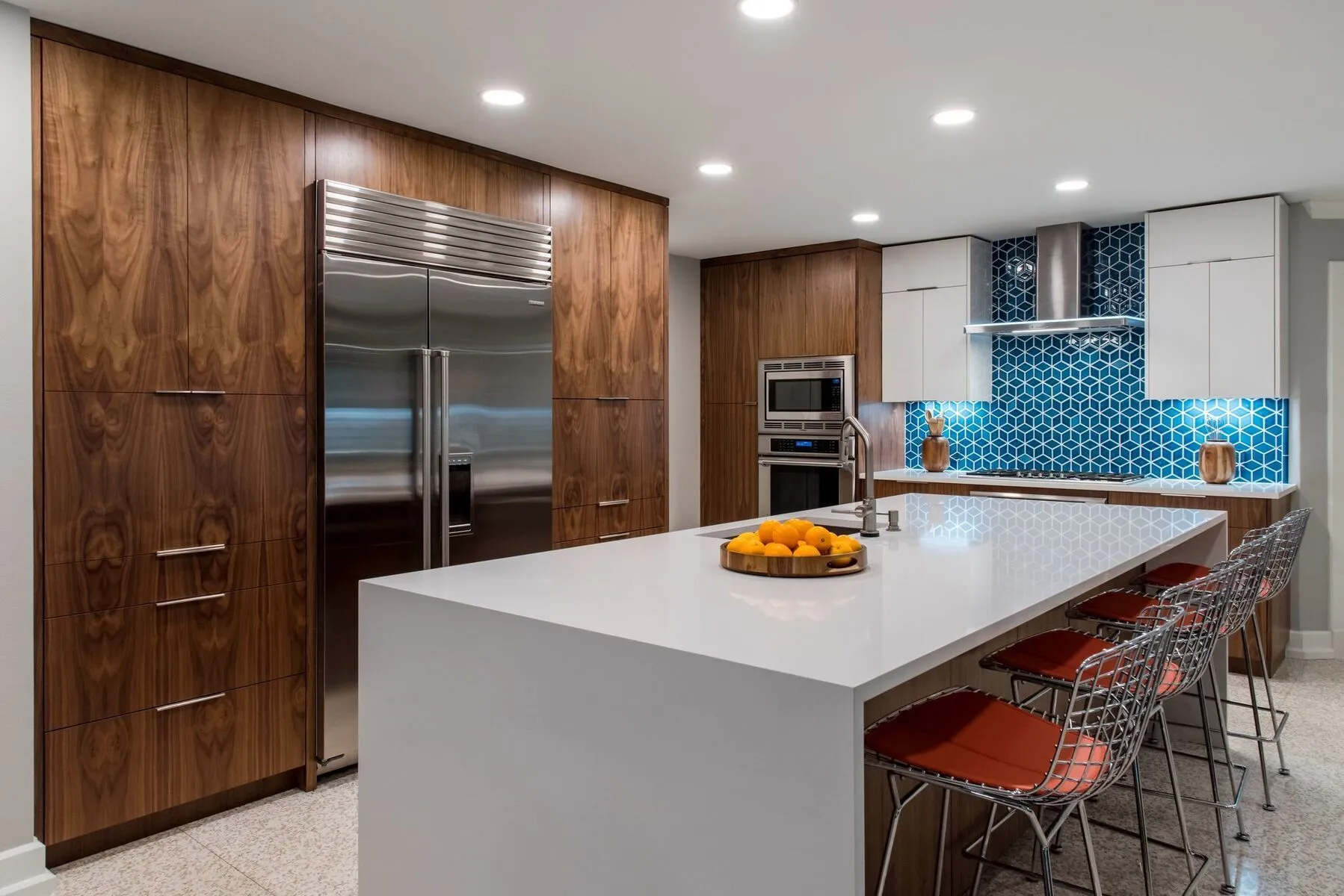 Image of installed Vicostone Super White Quartz countertops