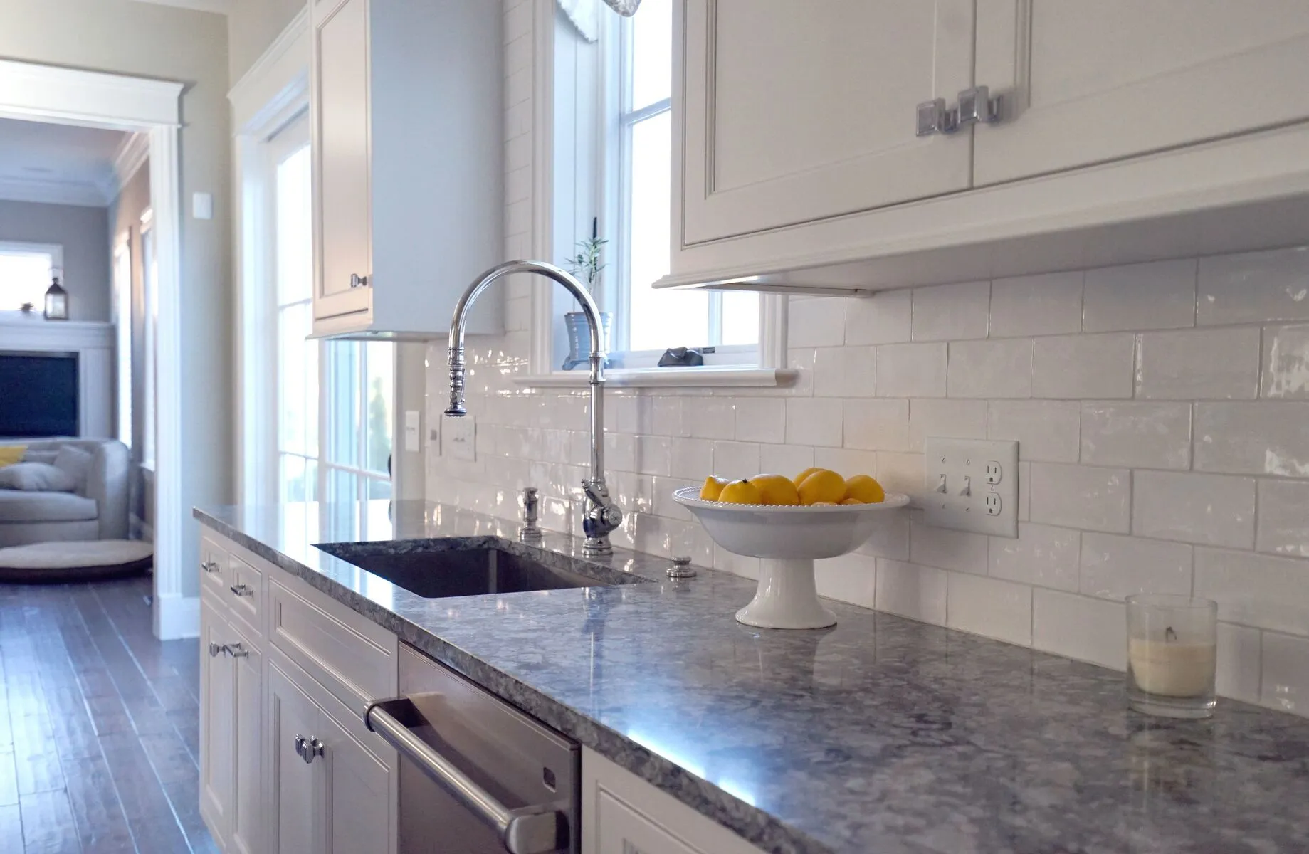 Image of installed Vicostone Azul Aran Quartz countertops