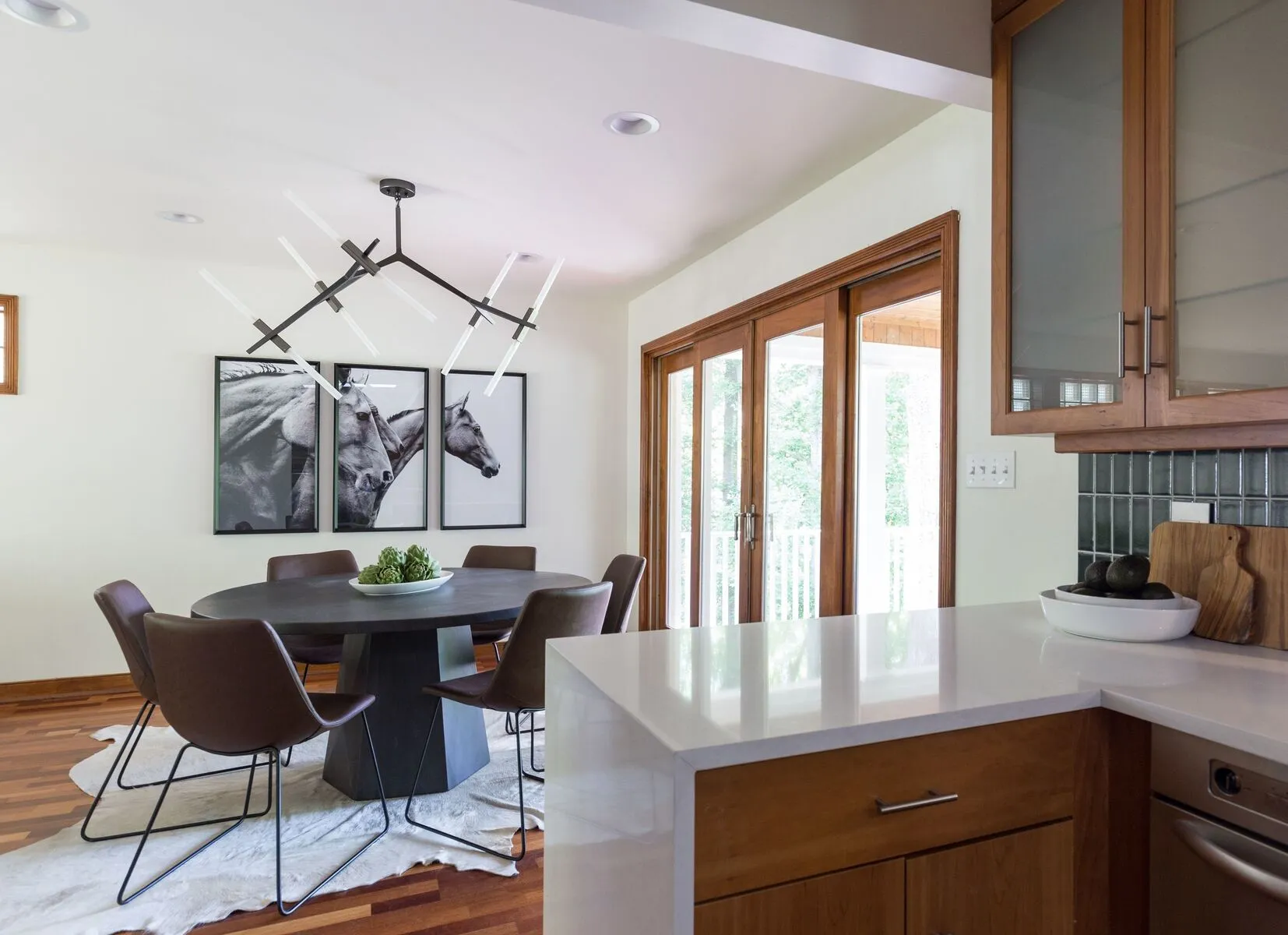 Image of installed Vicostone Onyx White Quartz countertops