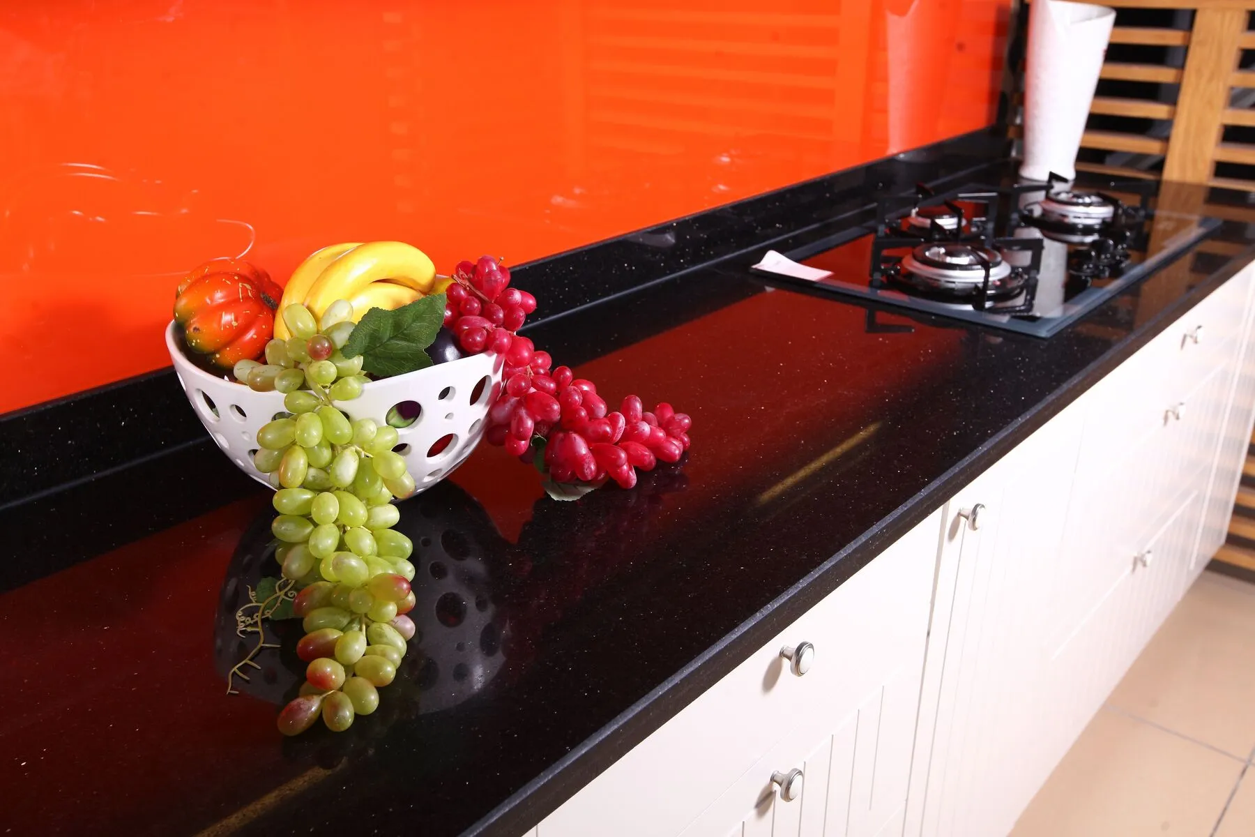 Image of installed Vicostone Sparkling Black Quartz countertops