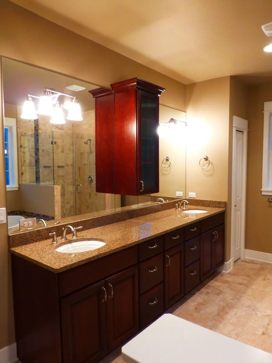 Image of installed Vicostone Tiger Eye Brown Quartz countertops