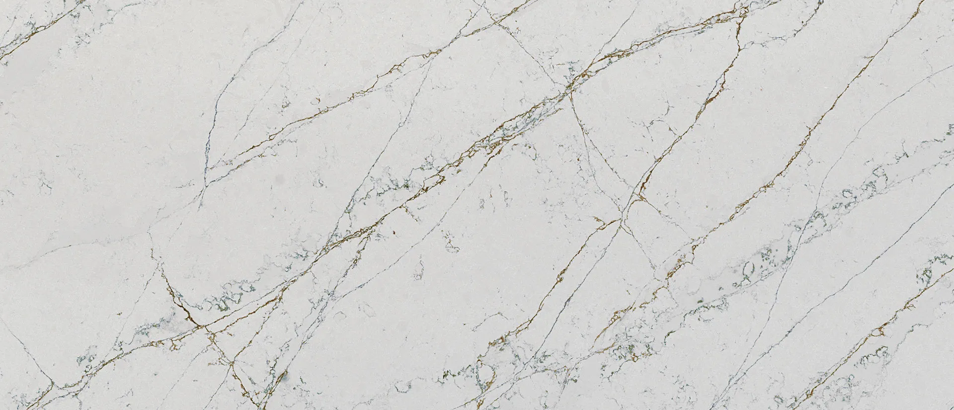 Closeup image of Q Quartz Calacatta Viraldi White Quartz countertop slab