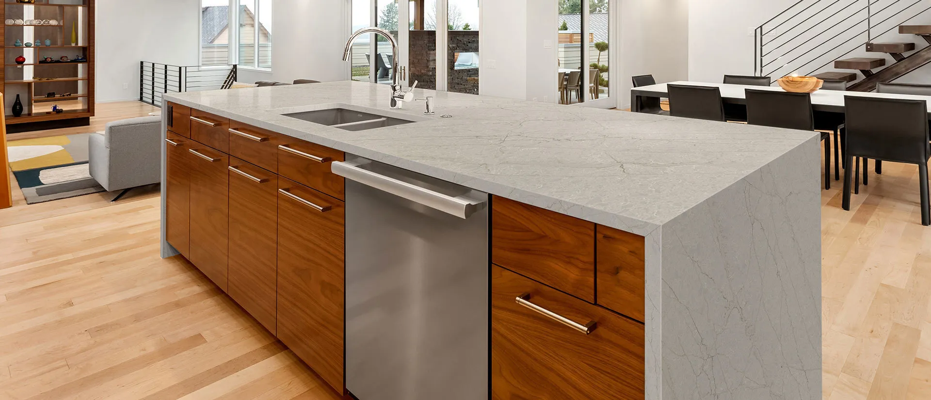 Image of installed Q Quartz Lumataj Cream Quartz countertops