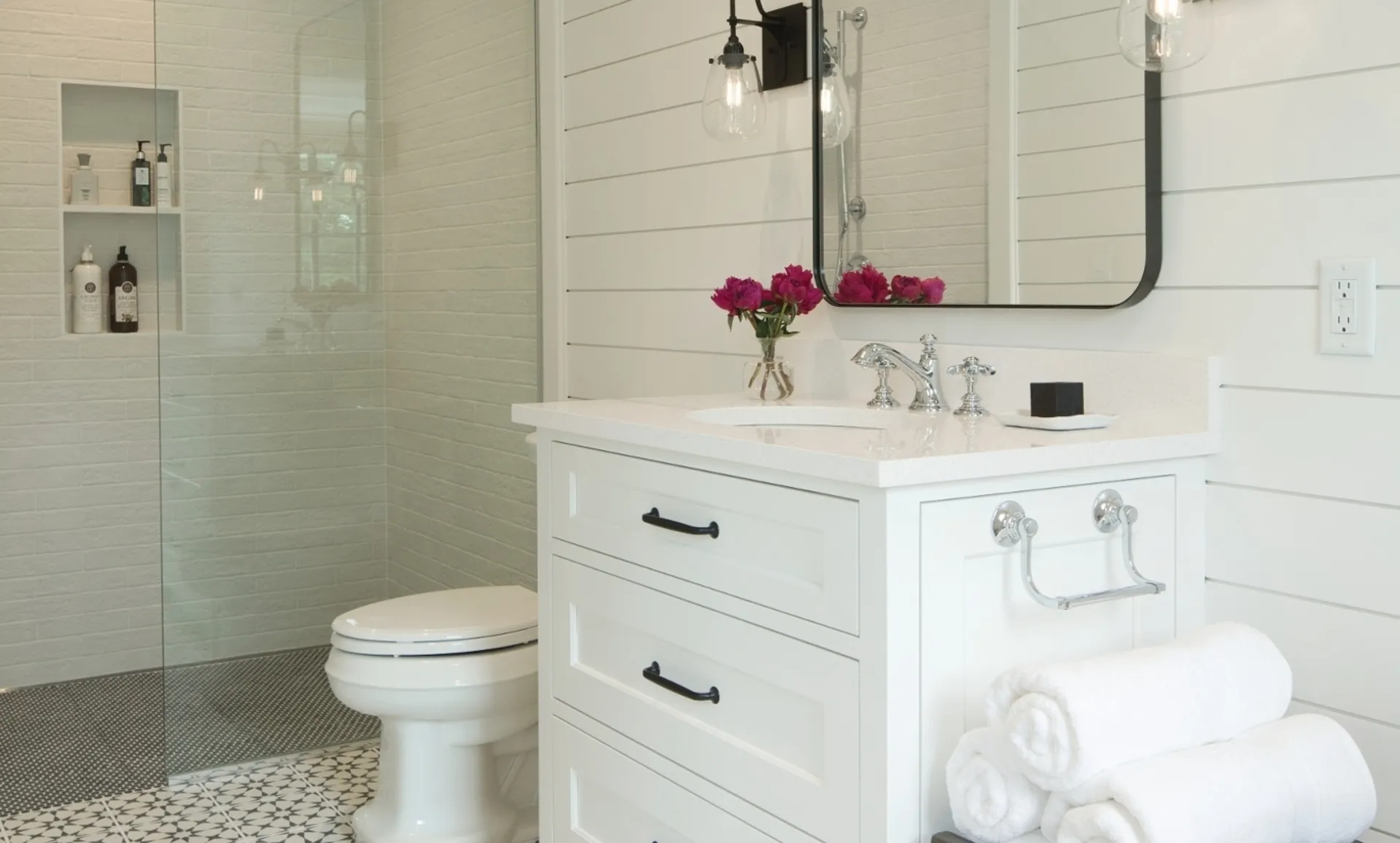 Image of installed Cambria Whitehall Quartz countertops