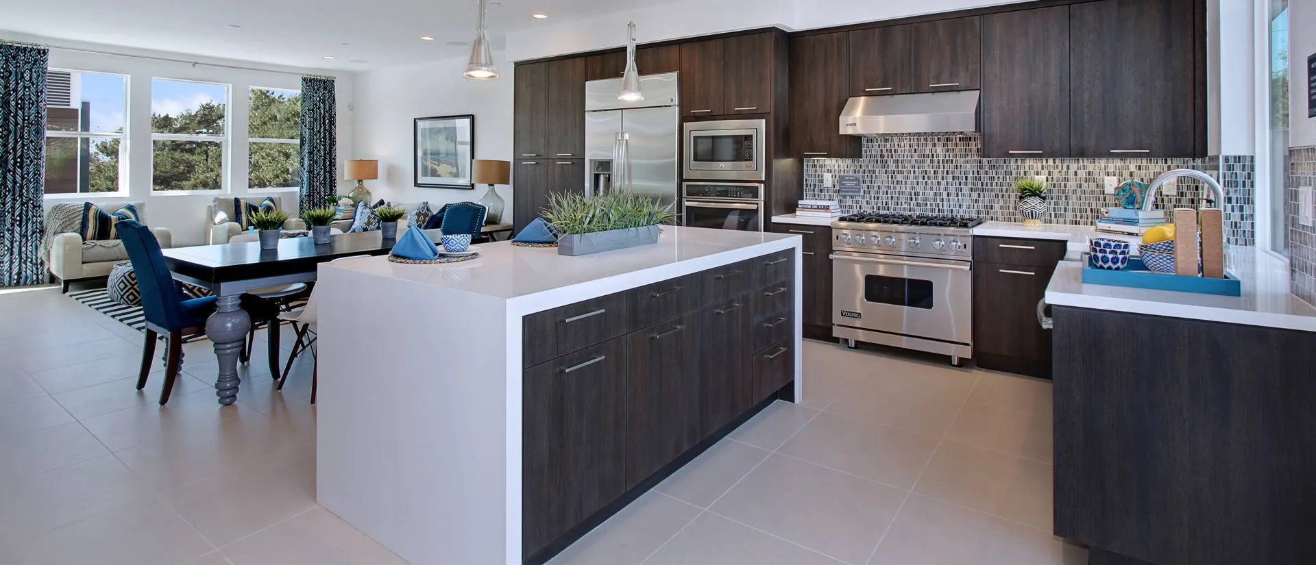 Image of installed Q Quartz Arctic White Quartz countertops