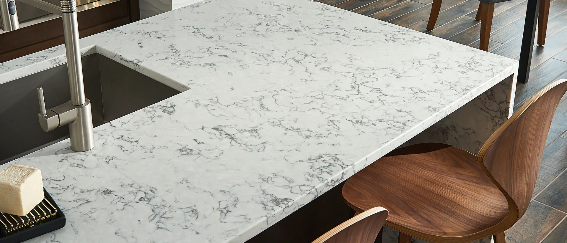 Image of installed Q Quartz Blanca Arabescato White Quartz countertops