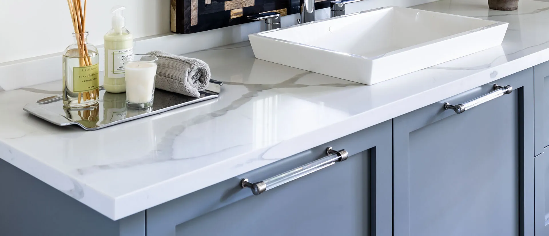 Image of installed Q Quartz Calacatta Classique Quartz countertops