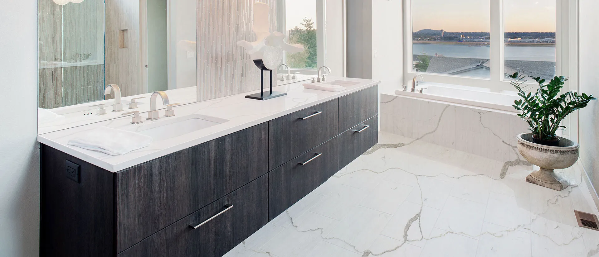 Image of installed Q Quartz Calacatta Classique Quartz countertops