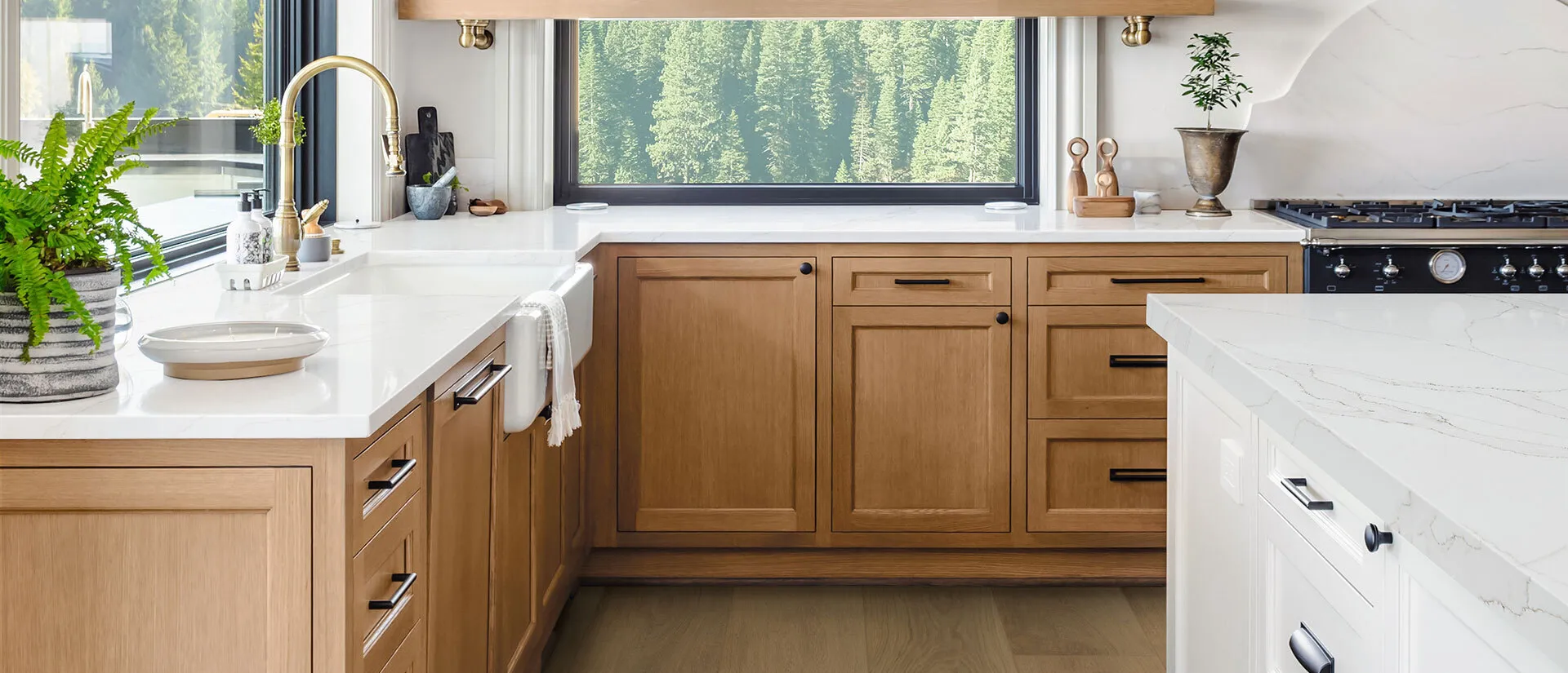 Image of installed Q Quartz Calacatta Izaro White Quartz countertops