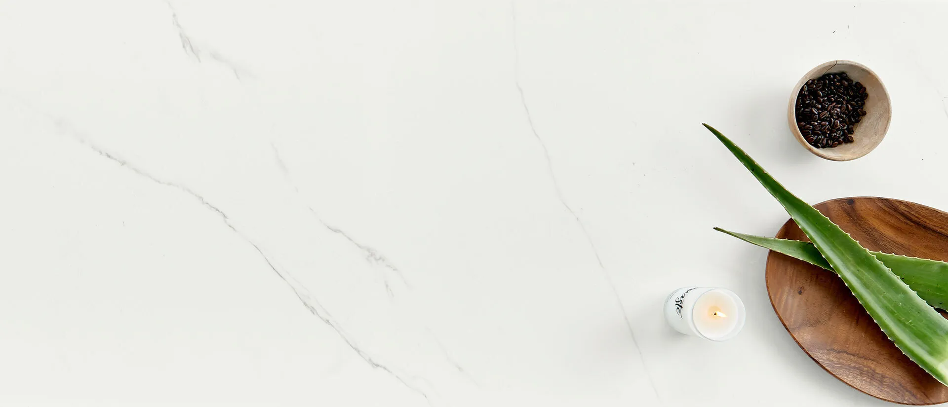 Image of installed Q Quartz Calacatta Trevi Quartz countertops