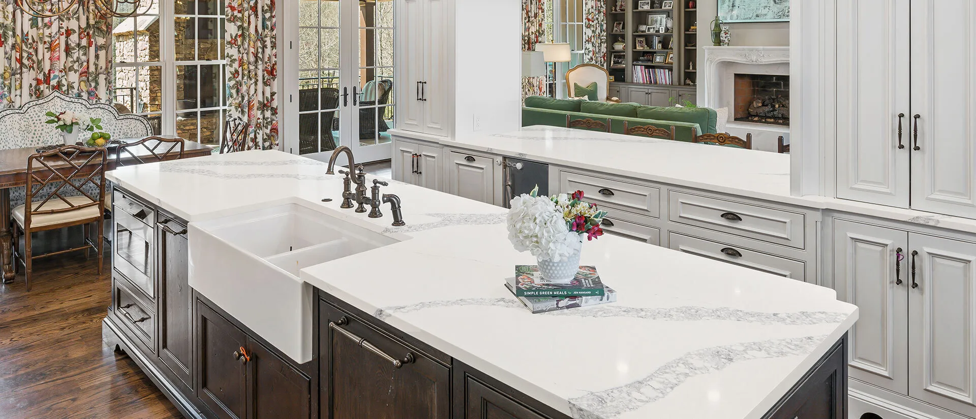 Image of installed Q Quartz Calacatta Venice White Quartz countertops