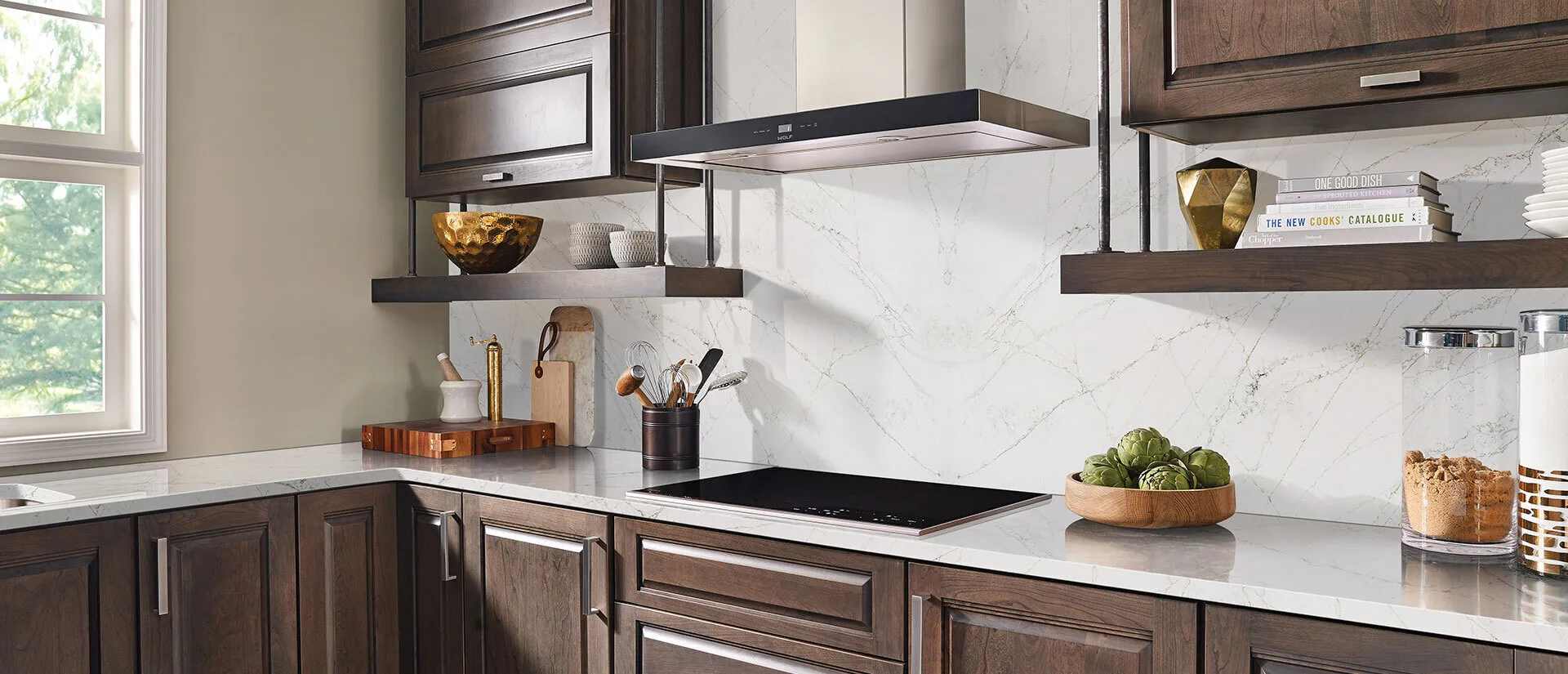 Image of installed Q Quartz Calacatta Viraldi White Quartz countertops