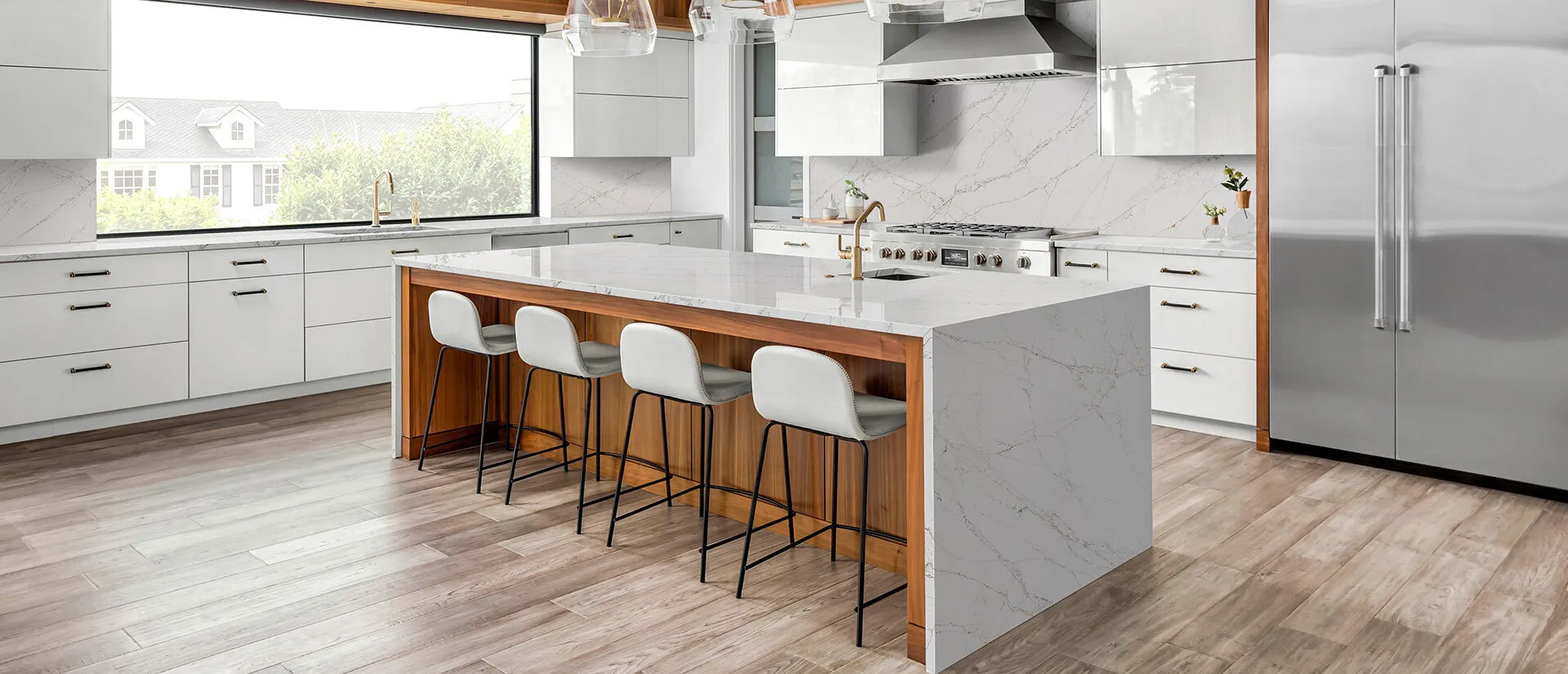 Image of installed Q Quartz Calacatta Viraldi White Quartz countertops