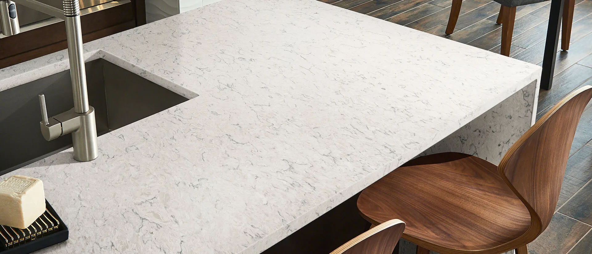Image of installed Q Quartz Carrara Mist Cream Quartz countertops