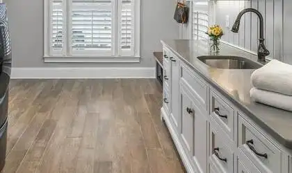 Image of installed Q Quartz Fossil Brown Quartz countertops