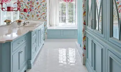 Image of installed Q Quartz Glacier White Quartz countertops