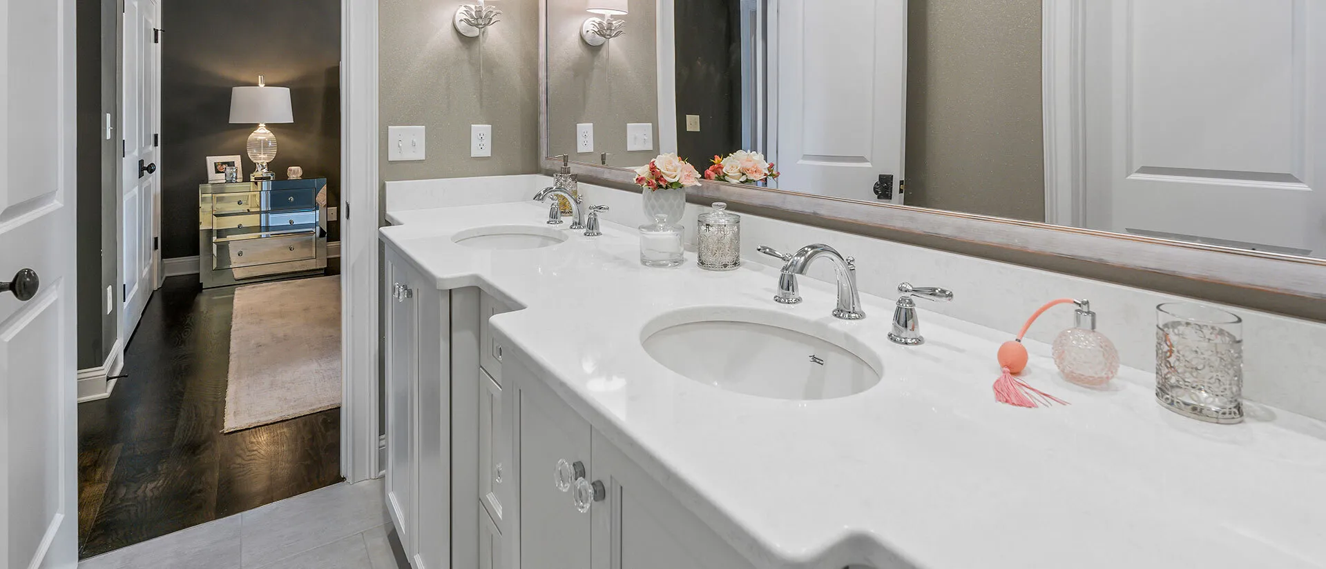 Image of installed Q Quartz Glacier White Quartz countertops
