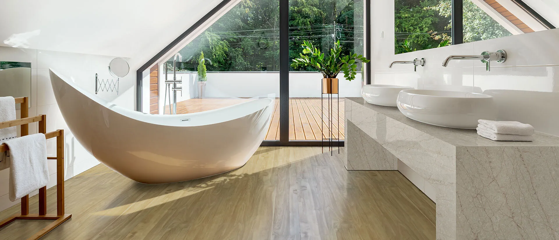 Image of installed Q Quartz Lumataj Cream Quartz countertops