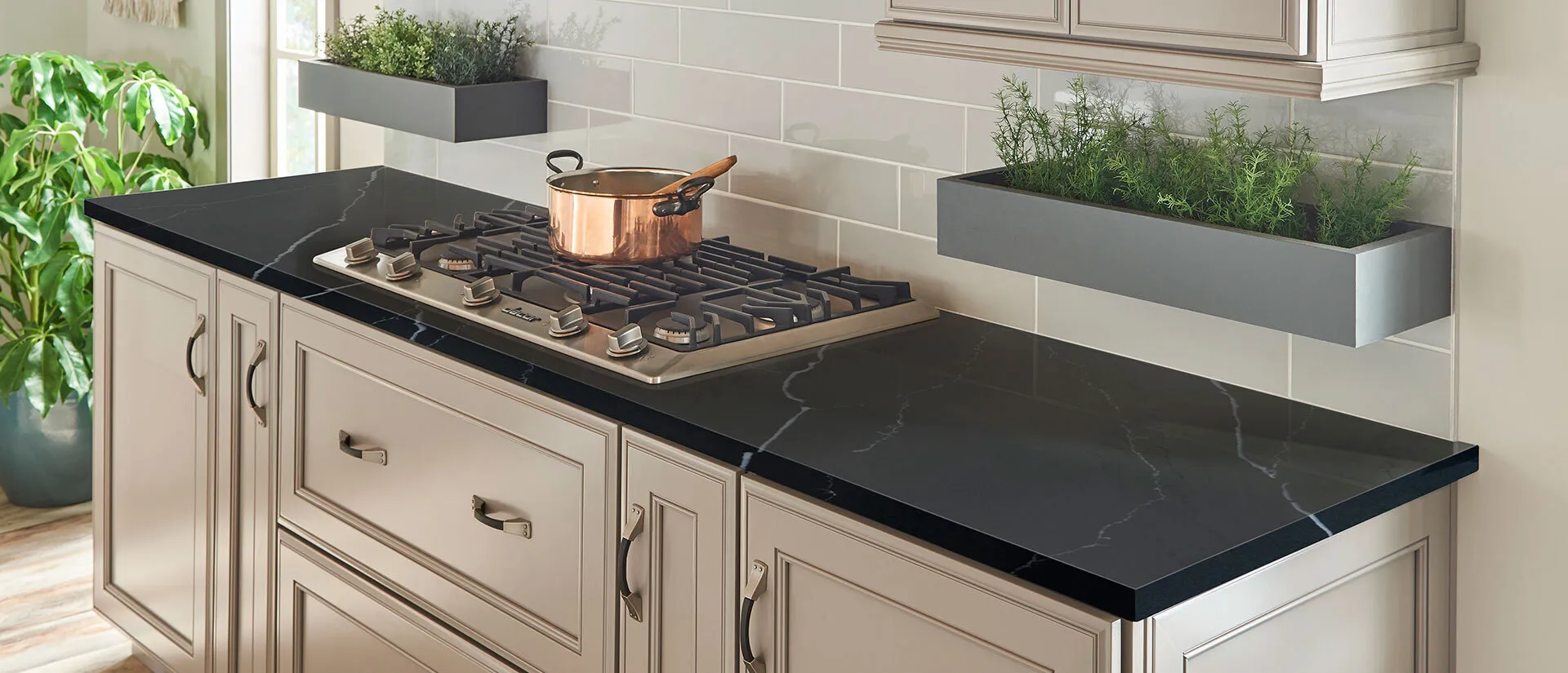 Image of installed Q Quartz Marquina Midnight Quartz countertops