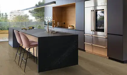 Image of installed Q Quartz Midnight Corvo Quartz countertops