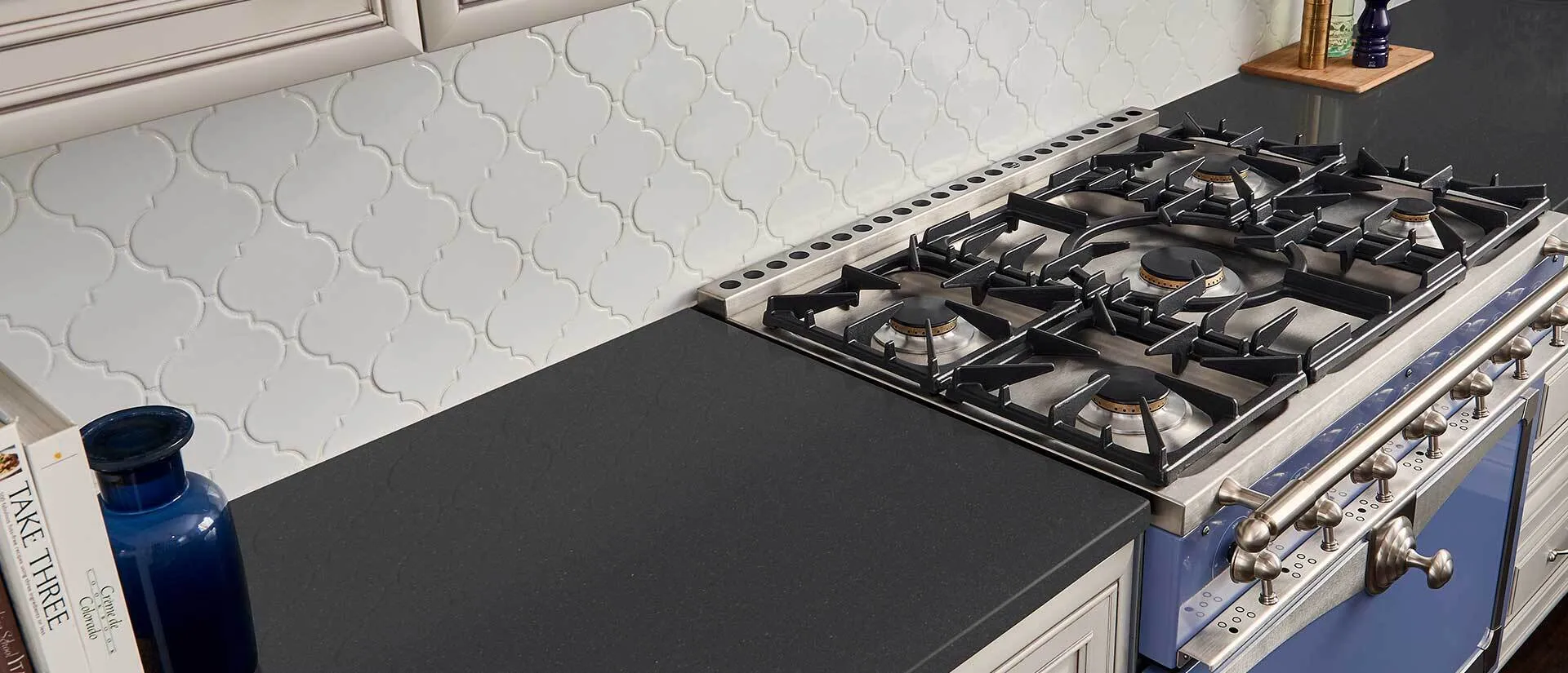 Image of installed Q Quartz Midnight Majesty Quartz countertops