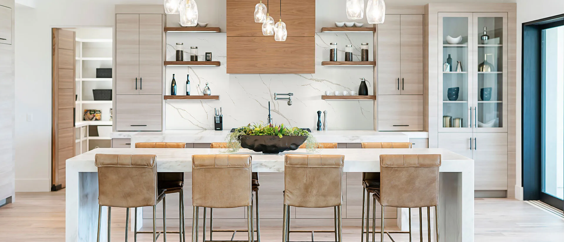Image of installed Q Quartz Calacatta Laza Oro White Quartz countertops