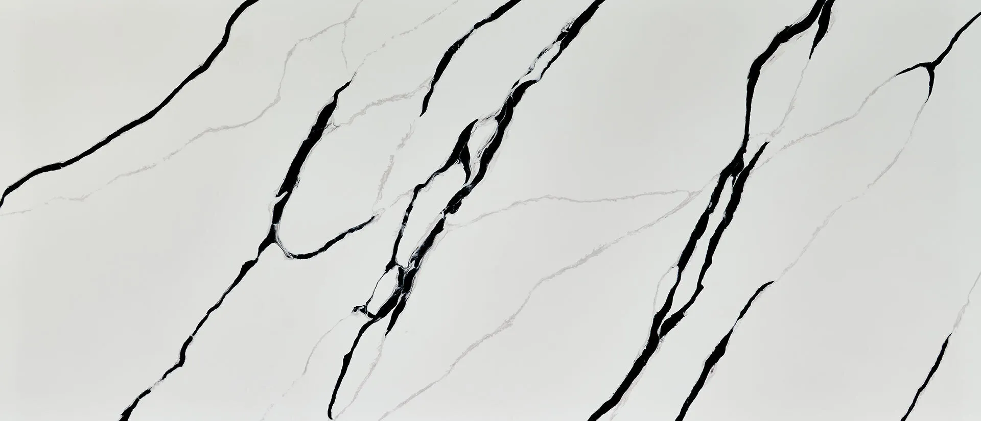 Image of Q Quartz Calacatta Lumanyx White Quartz countertop slab