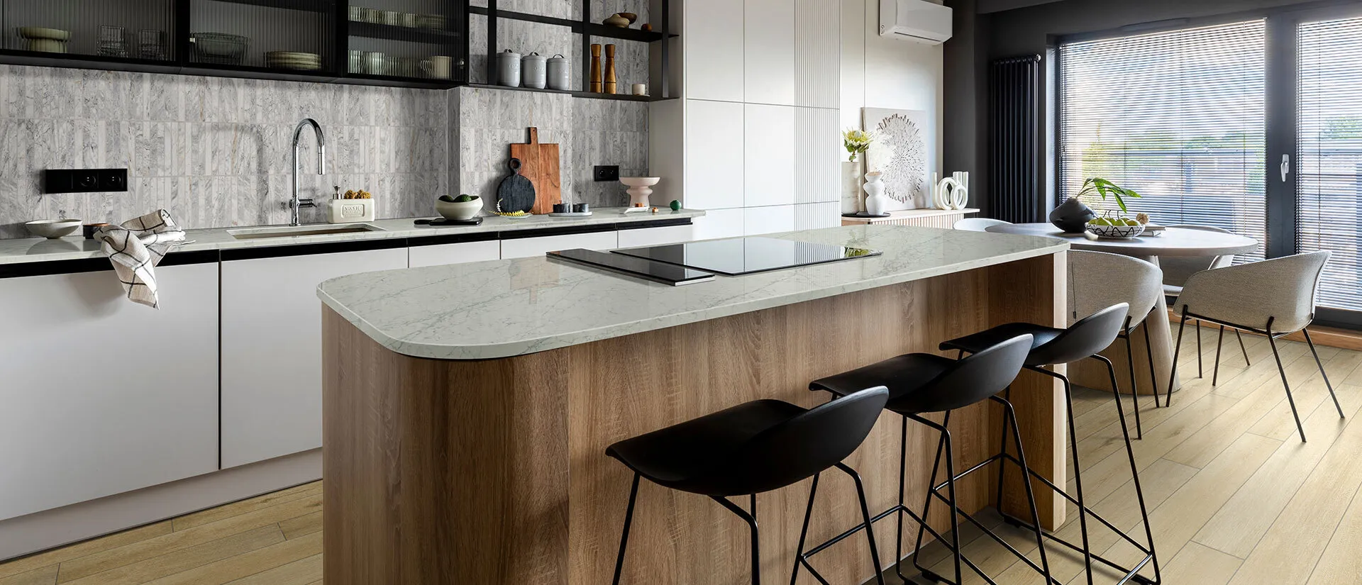Image of installed Q Quartz Azurmatt White Quartz countertops