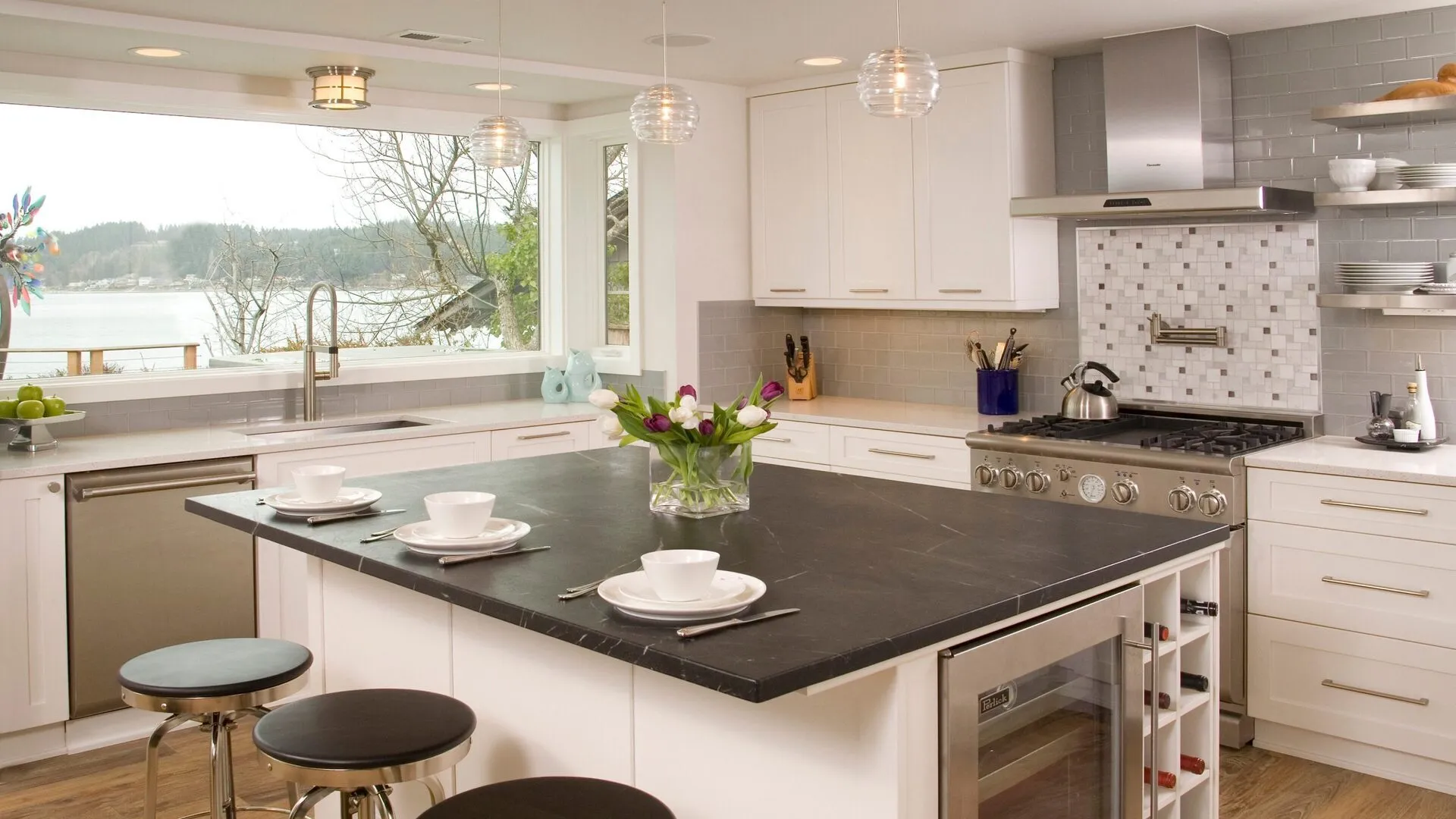 Image of installed PentalQuartz Pearl White White Quartz countertops