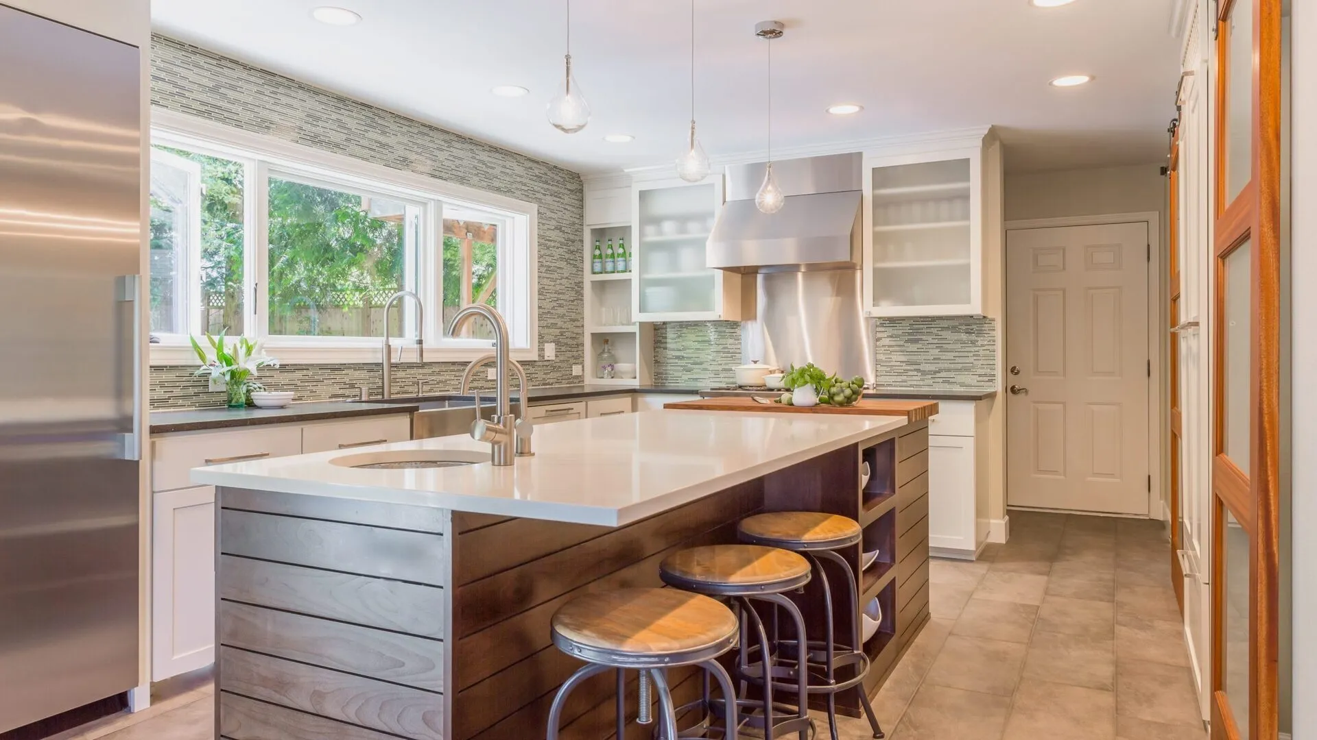 Image of installed PentalQuartz Seashell White Quartz countertops