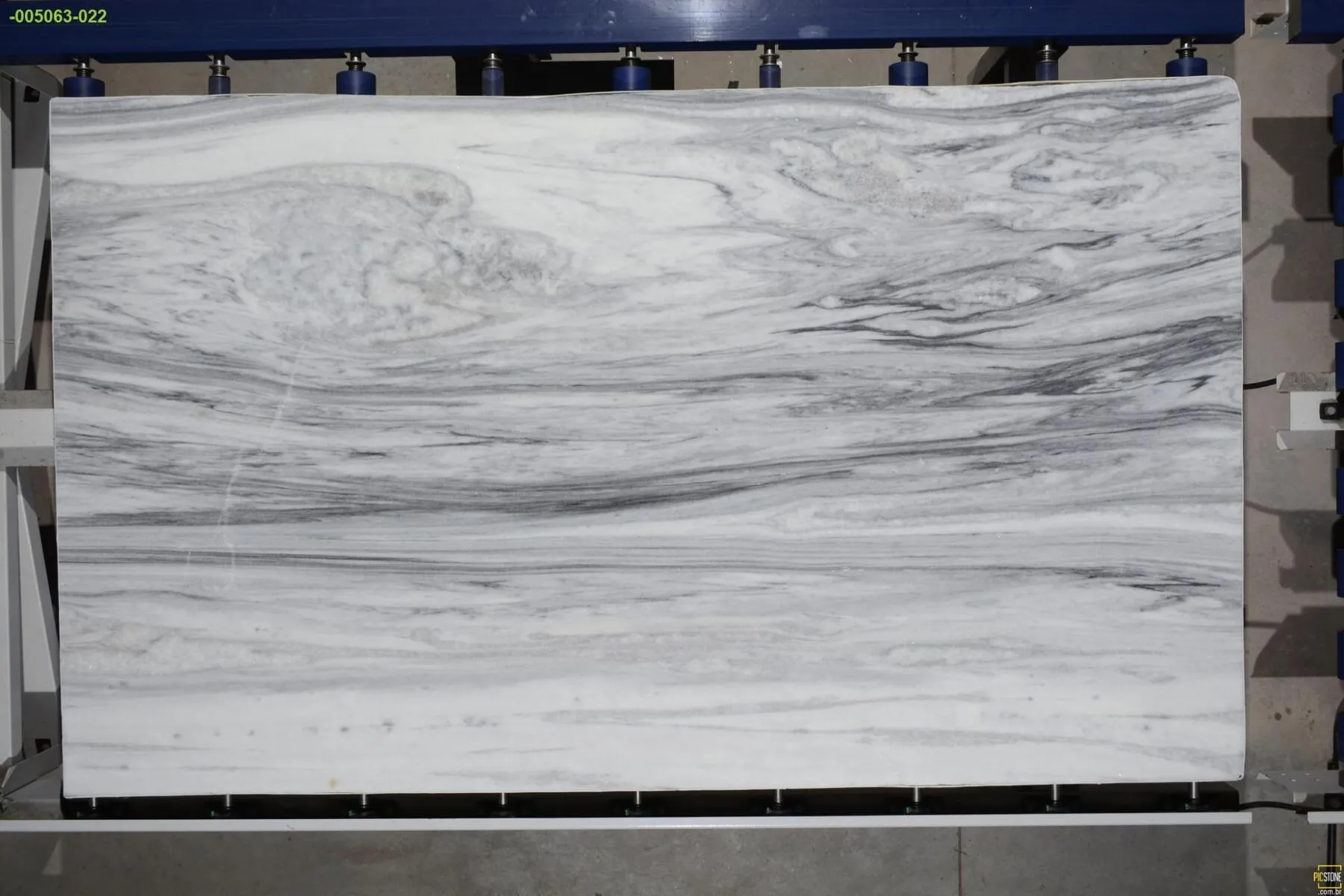 Image of Brazilian Carrara 1st Choice White Marble countertop slab