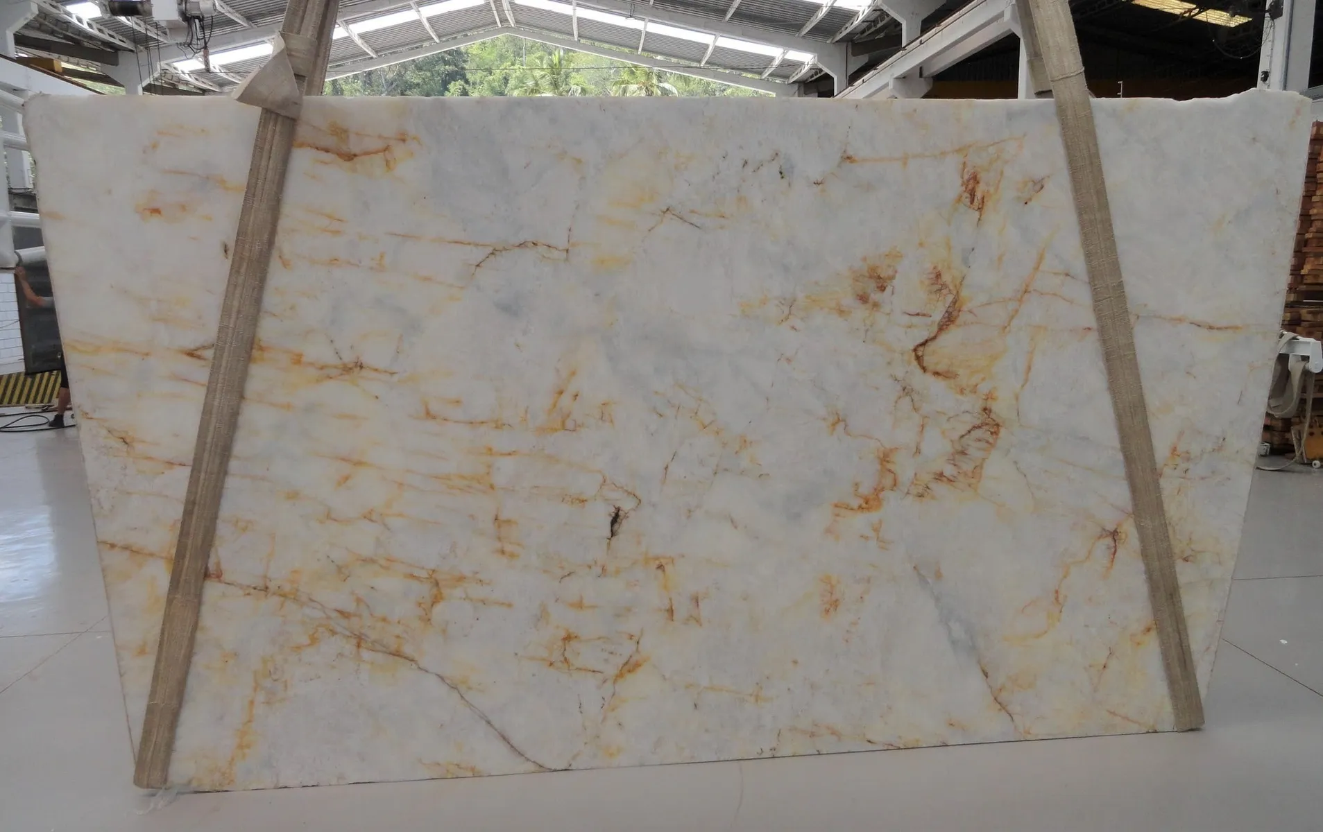 Image of Cristallo 1st Choice Cream Quartzite countertop slab