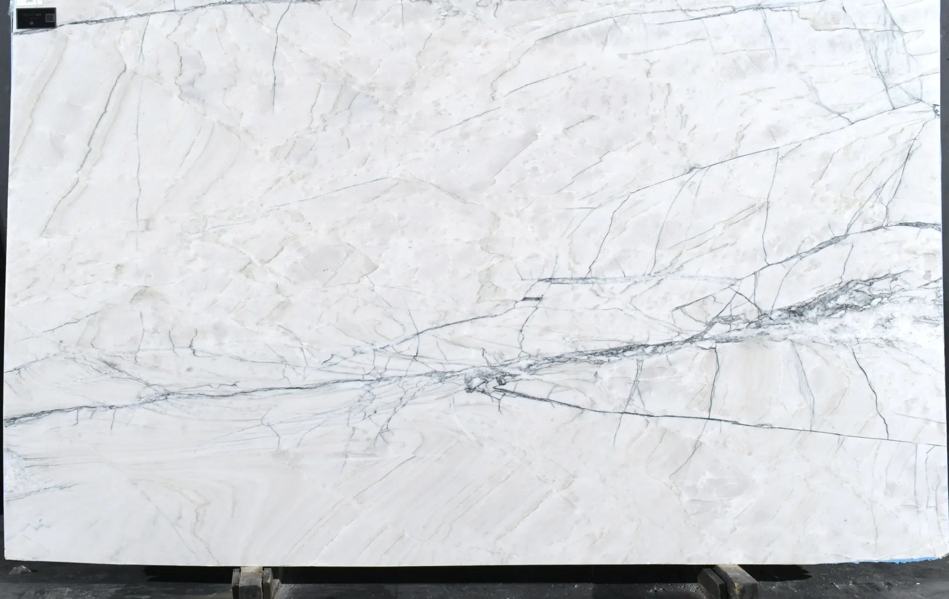 Closeup image of Fantasy Lux Quartzite 1st Choice White Quartzite countertop slab